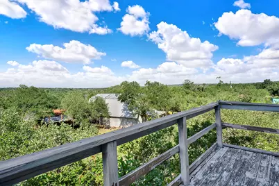 8015 Ozark Drive, San Marcos, TX 78666 - Photo 25