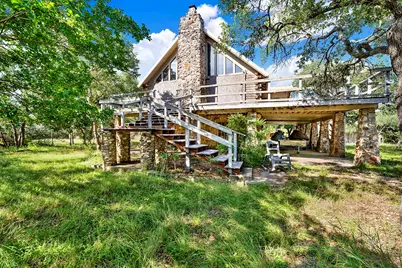 8015 Ozark Drive, San Marcos, TX 78666 - Photo 3