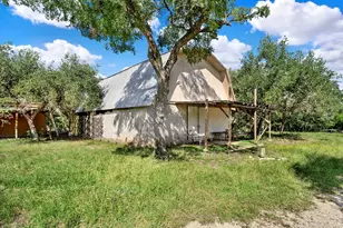 8015 Ozark Dr, San Marcos, TX 78666 - Photo 29