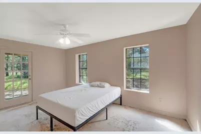 8015 Ozark Drive, San Marcos, TX 78666 - Photo 9