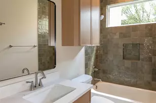 1012 W Milton St, Austin, TX 78704 - Photo 11