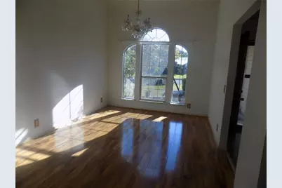 209 Crystal Knoll Boulevard, Georgetown, TX 78626 - Photo 3