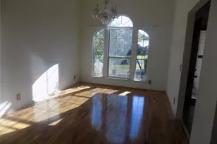 209 Crystal Knoll Blvd, Georgetown, TX 78626 - Photo 3