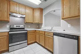 241 Marvin Cove, Hutto, TX 78634 - Photo 11