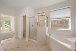 12529 Rush Creek Ln, Austin, TX 78732 - Photo 17