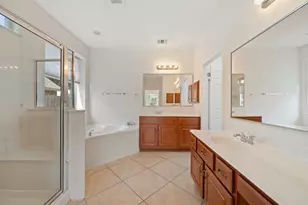 12529 Rush Creek Ln, Austin, TX 78732 - Photo 17