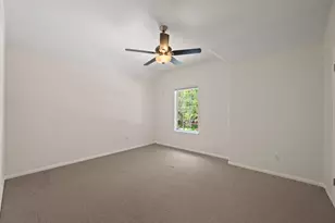 12529 Rush Creek Ln, Austin, TX 78732 - Photo 27