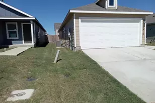 5910 Antonio Pl, Seguin, TX 78155 - Photo 5