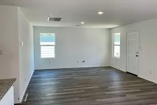 5910 Antonio Pl, Seguin, TX 78155 - Photo 3