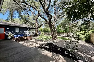 435 Brady Ln, Austin, TX 78746 - Photo 7