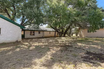 305 Hidden Oaks Lane, Liberty Hill, TX 78642 - Photo 31