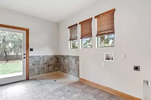 20603 Ridgeview Rd, Lago Vista, TX 78645 - Photo 17