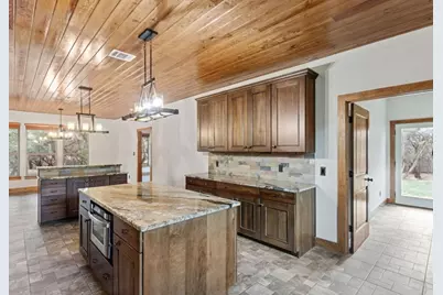 20603 Ridgeview Road, Lago Vista, TX 78645 - Photo 15