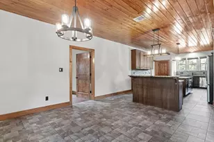 20603 Ridgeview Rd, Lago Vista, TX 78645 - Photo 11