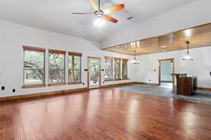 20603 Ridgeview Rd, Lago Vista, TX 78645 - Photo 7