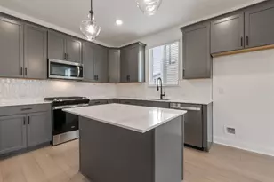 13312 Lapoynor St, Manor, TX 78653 - Photo 7