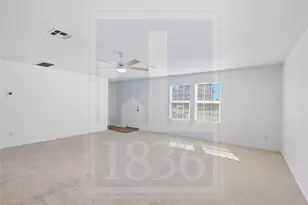 141 Texas Angel Wy, Jarrell, TX 76537 - Photo 3