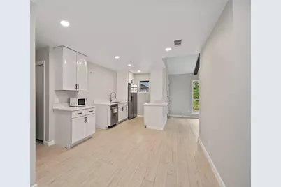 1703 New York Avenue, Austin, TX 78702 - Photo 27