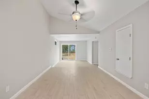 1703 New York Ave, Austin, TX 78702 - Photo 23