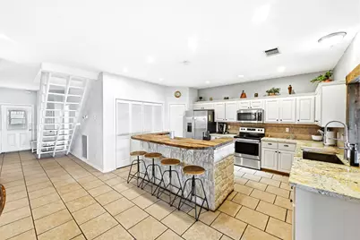 127 Klbj Road, Smithville, TX 78957 - Photo 7