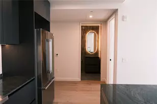 610 Davis St, Austin, TX 78701 - Photo 3