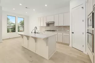112 Red Camella Dr, Georgetown, TX 78628 - Photo 3