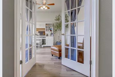 208 Kettleman Lane N, Austin, TX 78717 - Photo 5