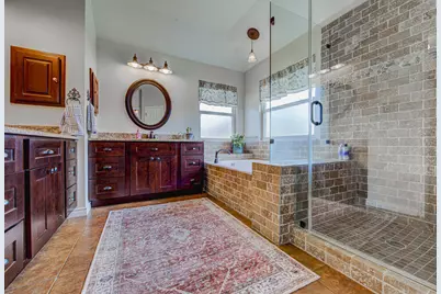 208 Kettleman Lane N, Austin, TX 78717 - Photo 13