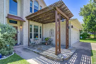 208 Kettleman Ln N, Austin, TX 78717 - Photo 3