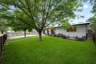 1723 Fawn Dr, Austin, TX 78741 - Photo 39