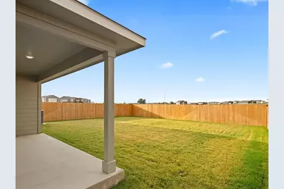 1817 Windsor Boulevard, Lockhart, TX 78644 - Photo 7