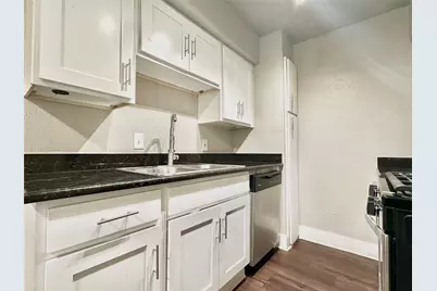 4316 Bull Creek Road #111, Austin, TX 78731 - Photo 3