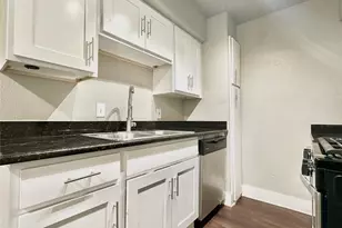 4316 Bull Creek Rd, Austin, TX 78731 - Photo 3