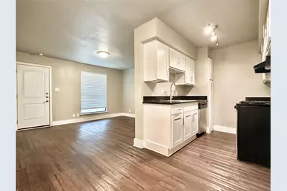 4316 Bull Creek Road #111, Austin, TX 78731 - Photo 1