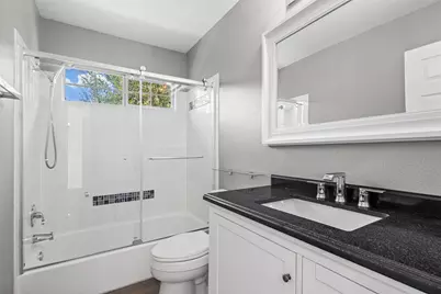 10605 Lindshire Lane, Austin, TX 78748 - Photo 25