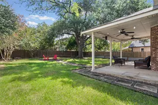 10605 Lindshire Ln, Austin, TX 78748 - Photo 17