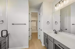 8601 Dongan Dr, Austin, TX 78744 - Photo 13