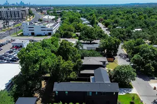 6905 Daugherty St, Austin, TX 78757 - Photo 39