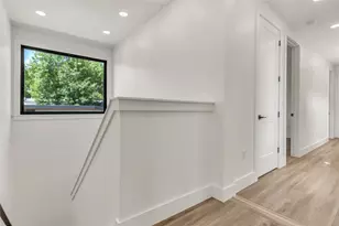 6905 Daugherty St, Austin, TX 78757 - Photo 27