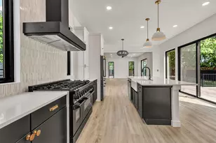 6905 Daugherty St, Austin, TX 78757 - Photo 11