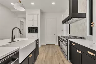 6905 Daugherty St, Austin, TX 78757 - Photo 17