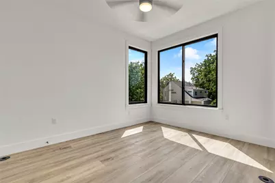 6905 Daugherty Street, Austin, TX 78757 - Photo 29