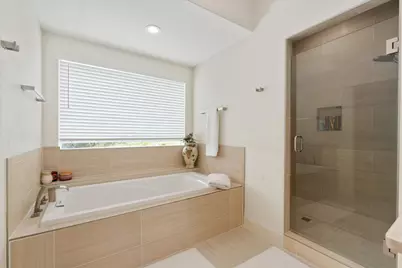 20913 Nimitz Avenue, Lago Vista, TX 78645 - Photo 17