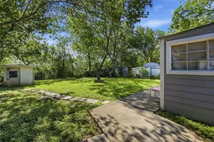 1313 Perez St, Austin, TX 78721 - Photo 5