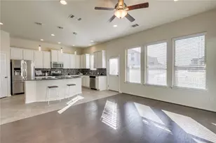 2105 Town Centre Dr, Round Rock, TX 78664 - Photo 5