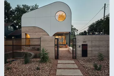 2201 Garden Street, Austin, TX 78702 - Photo 3