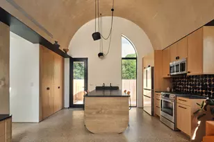 2201 Garden St, Austin, TX 78702 - Photo 31