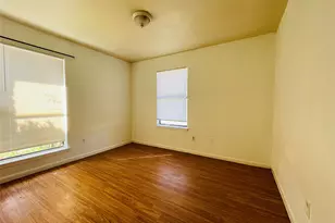 7402 Geneva Dr, Austin, TX 78723 - Photo 5