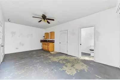 2003 E 9th Street, Austin, TX 78702 - Photo 13