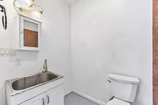 2003 E 9th St, Austin, TX 78702 - Photo 21